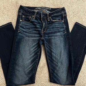 American Eagle Jeans, gently used, stretchy skinny jeans size 2